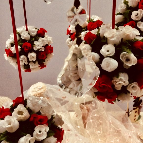 Victorian Red & White Tea Rose Hand Made Holiday Decorations - Picture 6 of 6